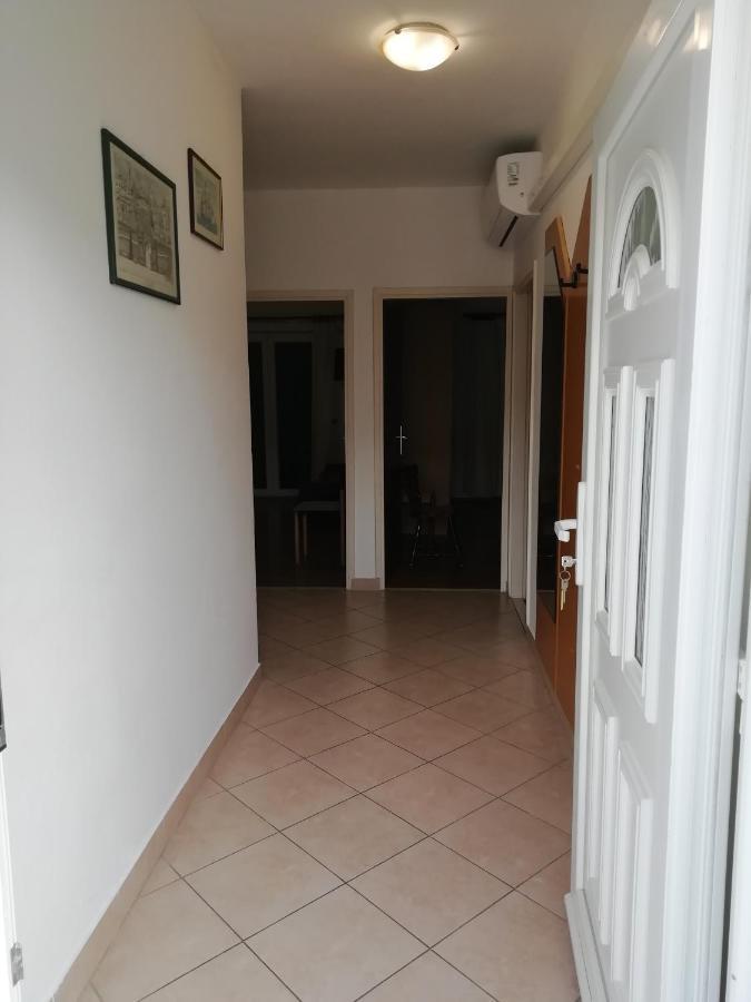 Apartmani Jurin Примоштен Екстер'єр фото