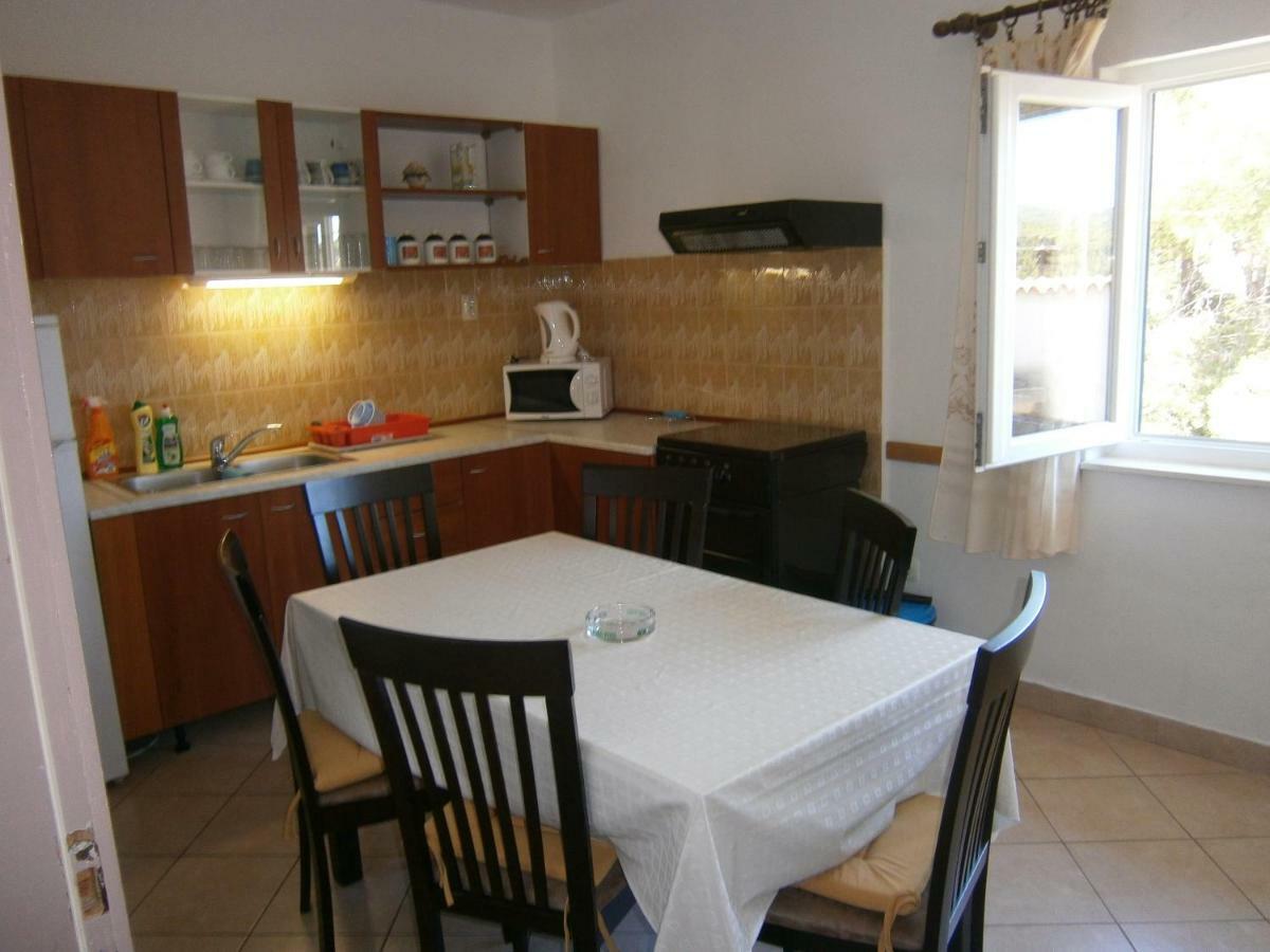 Apartmani Jurin Примоштен Екстер'єр фото